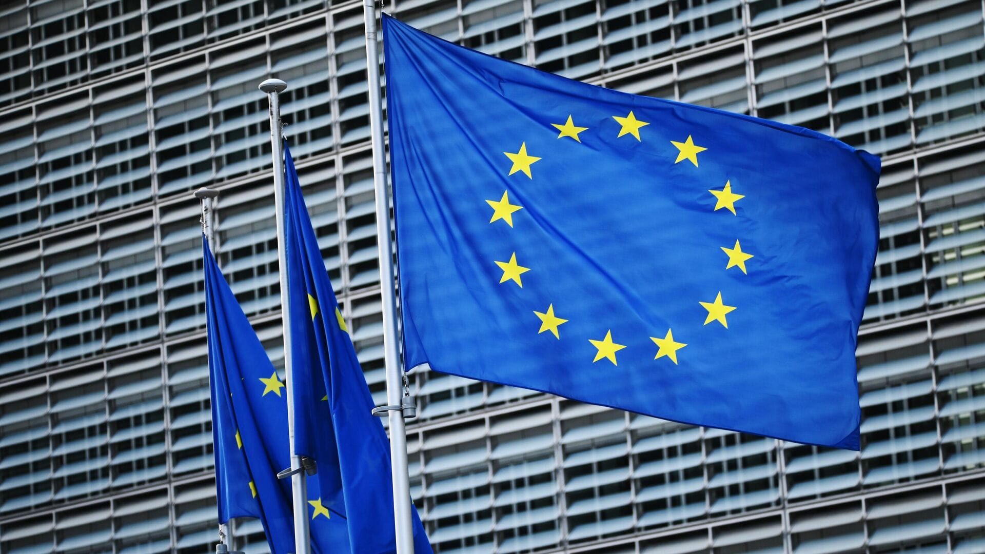 FT: ЕС введет новые санкции против компаний из Вьетнама, Турции и Сербии за помощь России